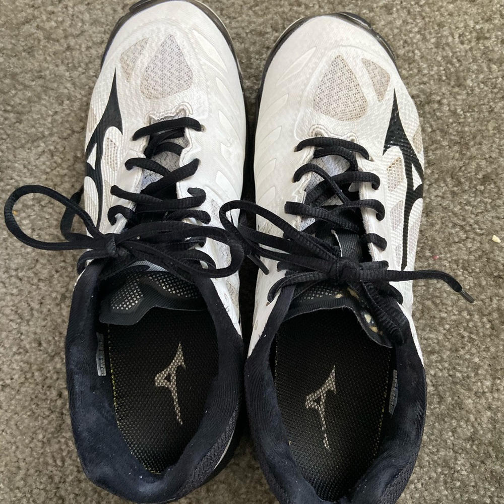Mizuno White Volleyball Shoes